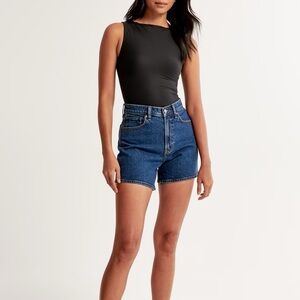 Davy’s Jeans High Rise Dark Wash Dad Jeans Short